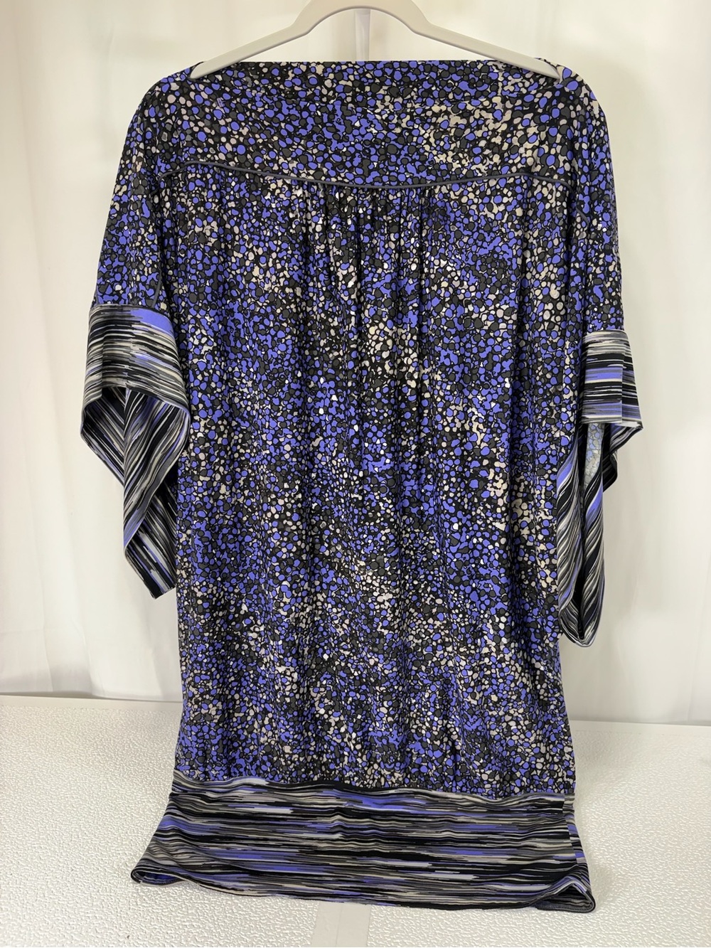 BCBGMaxAzria Black and Purple Patterned Dolman Tunic 4213